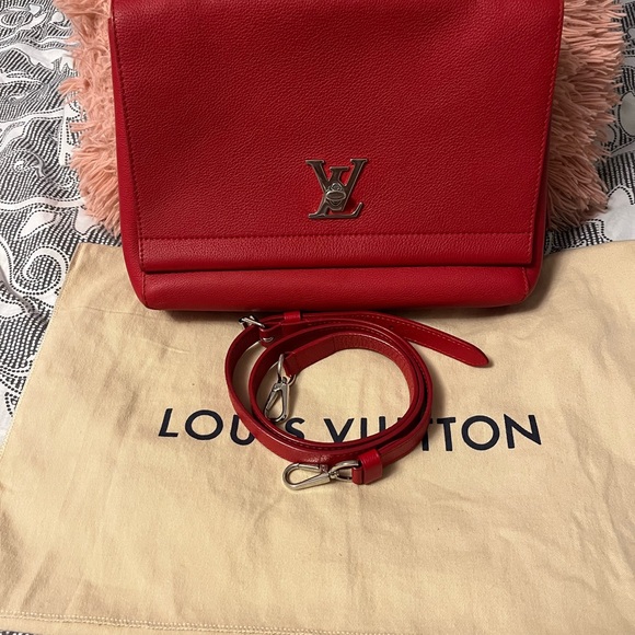 Louis Vuitton  Red Leather sling Bag - Picture 10 of 13